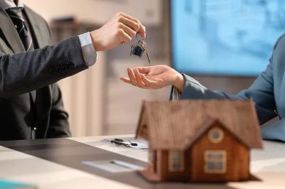 規(guī)范房地產(chǎn)經(jīng)紀服務，為中國經(jīng)濟高質量發(fā)展騰挪空間